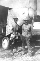 Константин Калининин возле своего самолета К4 (фото из интернета)
